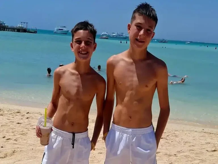 Orange bay 15
