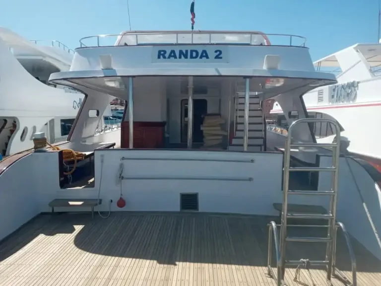 Orange bay 4
